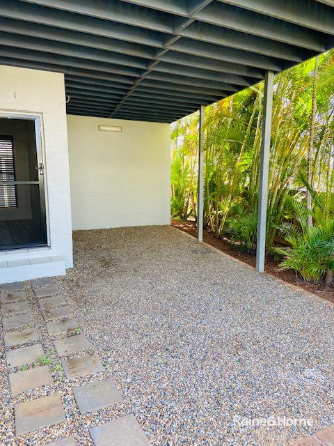 Photo - 18 Torquay Road, Redland Bay QLD 4165 - Image 14