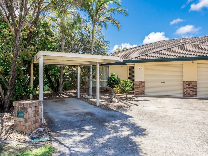 18 Trade Winds Drive, Helensvale QLD 4212