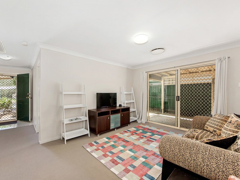 Photo - 18 Trade Winds Drive, Helensvale QLD 4212 - Image 5