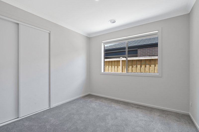 Photo - 18 Tramway Street, Warragul VIC 3820 - Image 8