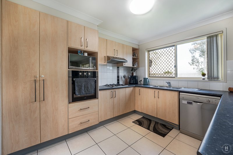 Photo - 18 Tranquillity Circle, Brassall QLD 4305 - Image 7