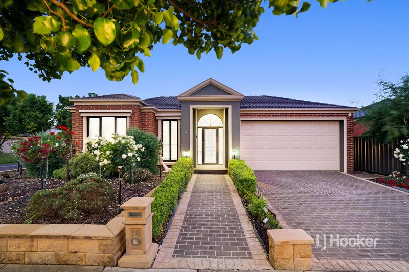 18 Trapani Avenue, Point Cook VIC 3030