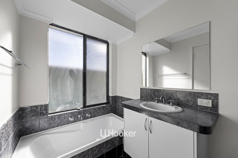 Photo - 18 Tremandra Way, Glen Iris WA 6230 - Image 12