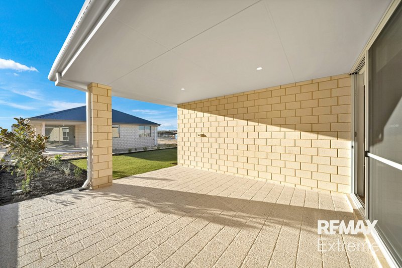 Photo - 18 Trestles Way, Eglinton WA 6034 - Image 27