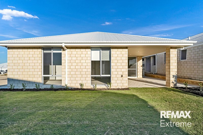 Photo - 18 Trestles Way, Eglinton WA 6034 - Image 31
