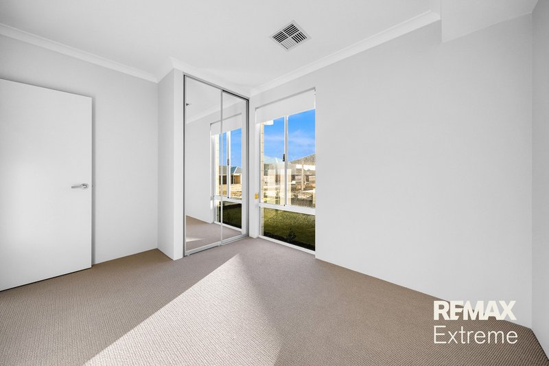 Photo - 18 Trestles Way, Eglinton WA 6034 - Image 22