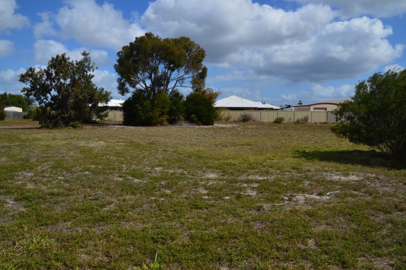 Photo - 18 Tulipwood Drive, Burrum Heads QLD 4659 - Image