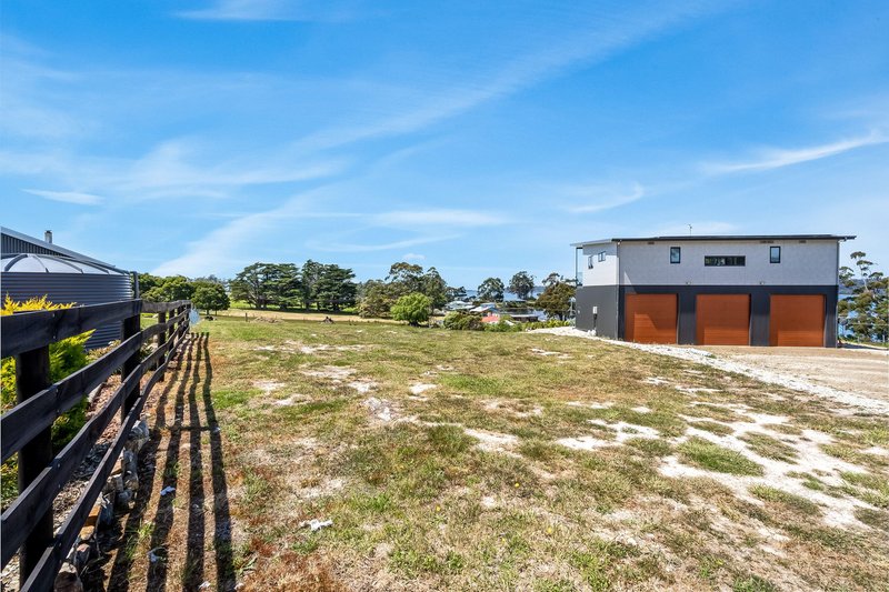 Photo - 18 Tuna Court, Southport TAS 7109 - Image 12