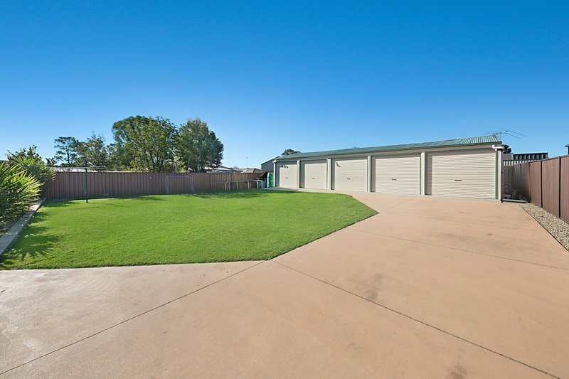 Photo - 18 Turunen Avenue, Silverdale NSW 2752 - Image 9