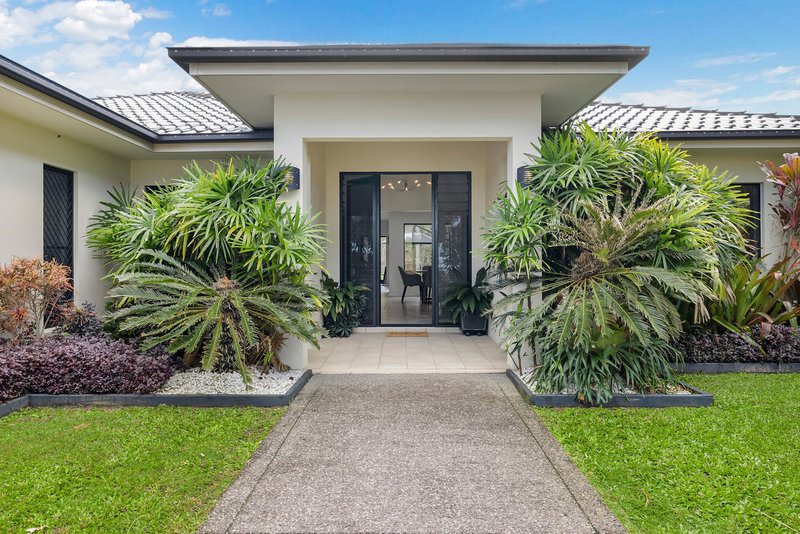 Photo - 18 Undanbi Place, Pelican Waters QLD 4551 - Image 8