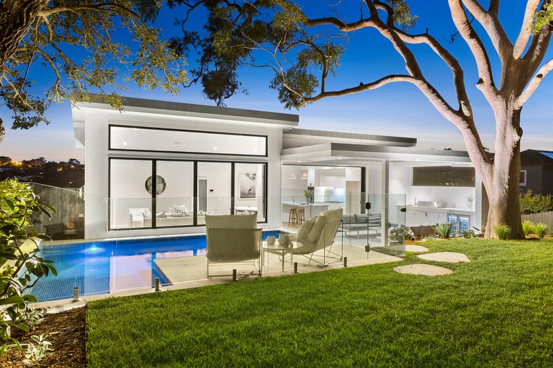 Photo - 18 Urunga Street, North Balgowlah NSW 2093 - Image 2