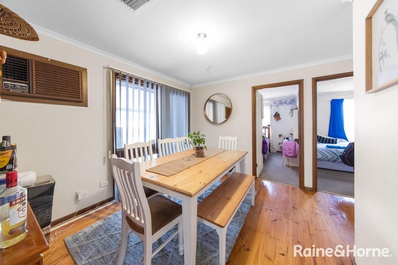 Photo - 18 Valentine Street, Morphett Vale SA 5162 - Image 8