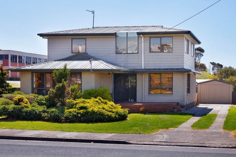 Photo - 18 Valley Road, Devonport TAS 7310 - Image 2