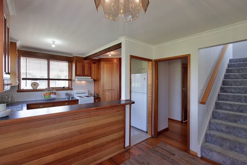 Photo - 18 Valley Road, Devonport TAS 7310 - Image 5