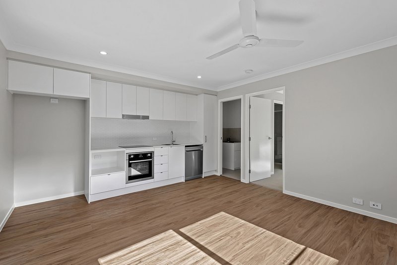 Photo - 1/8 Velour Court, Morayfield QLD 4506 - Image 2