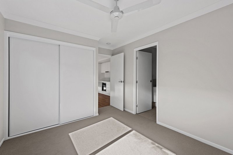 Photo - 1/8 Velour Court, Morayfield QLD 4506 - Image 7