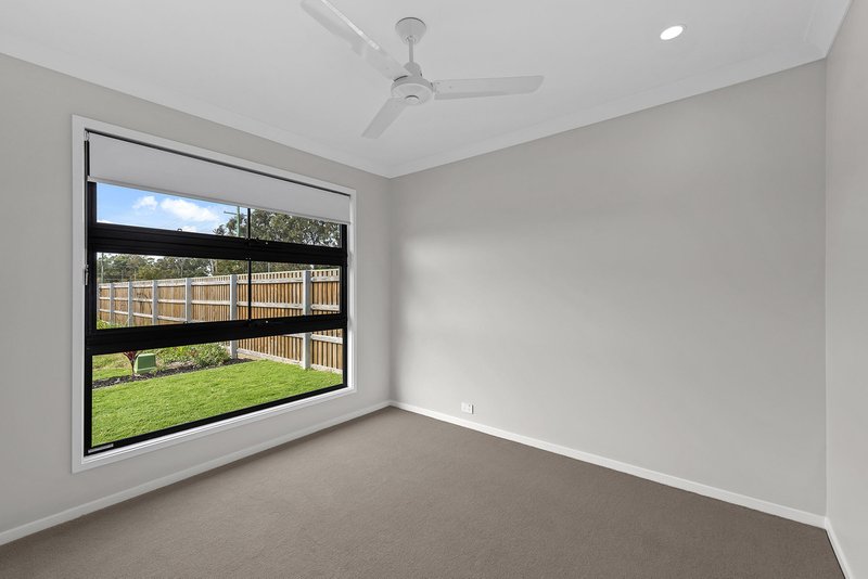 Photo - 1/8 Velour Court, Morayfield QLD 4506 - Image 8