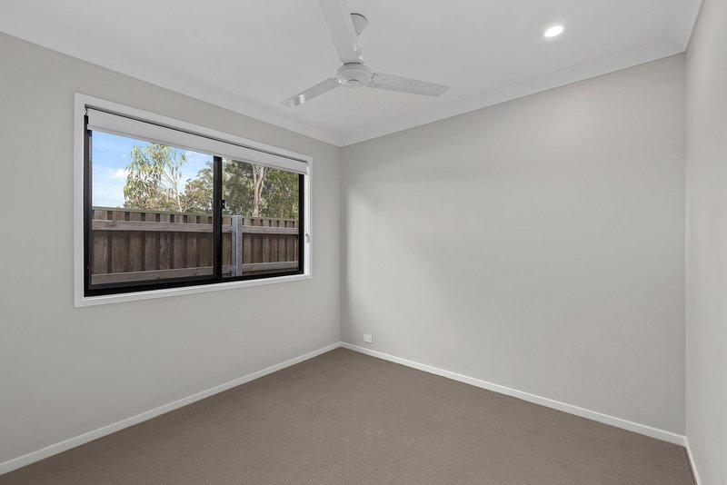 Photo - 1/8 Velour Court, Morayfield QLD 4506 - Image 10