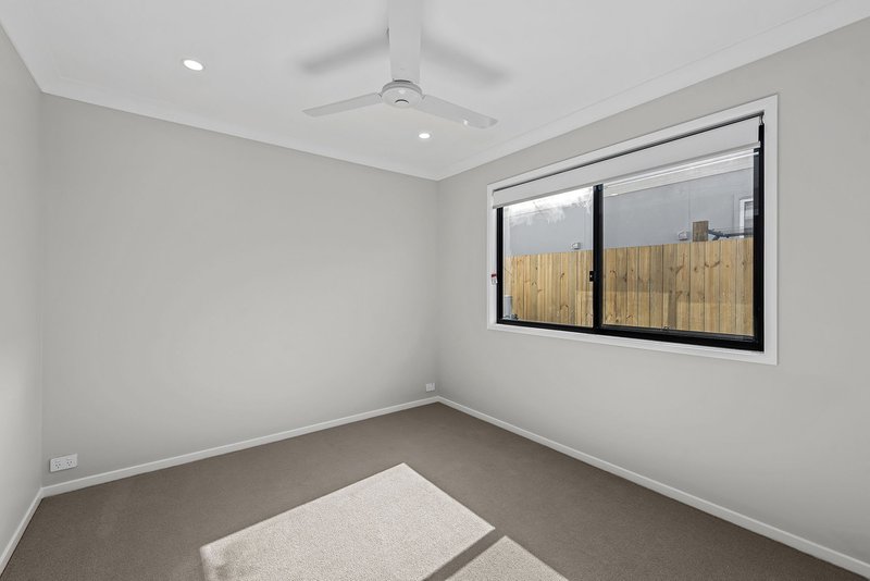 Photo - 1/8 Velour Court, Morayfield QLD 4506 - Image 11