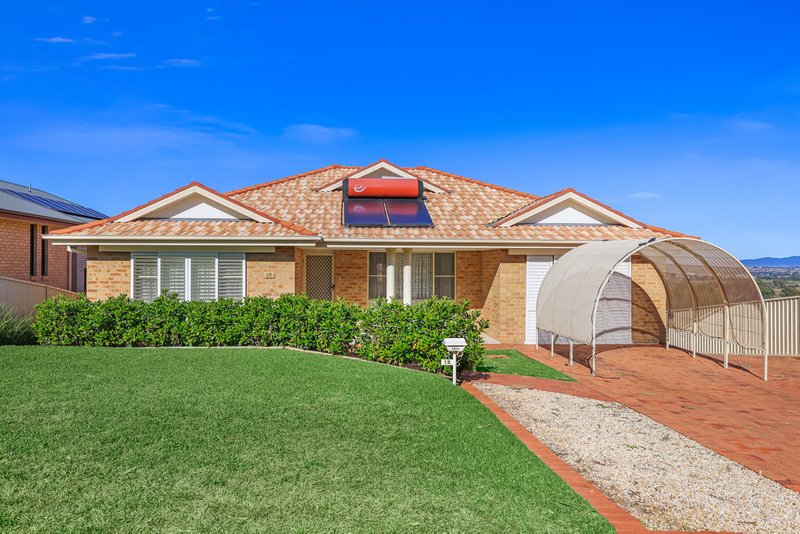 Photo - 18 Ventnor Drive, Tamworth NSW 2340 - Image 8