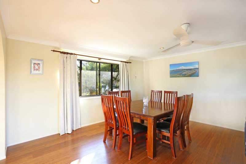 Photo - 18 Vera Drive, Coffs Harbour NSW 2450 - Image 4