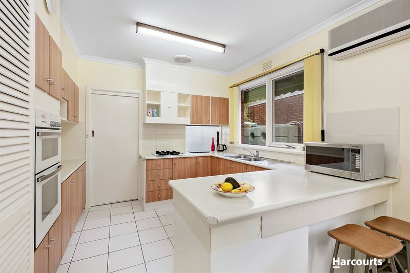 Photo - 18 Verene Avenue, Templestowe Lower VIC 3107 - Image 5