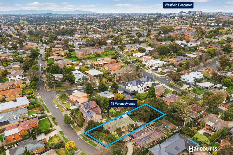 Photo - 18 Verene Avenue, Templestowe Lower VIC 3107 - Image 13