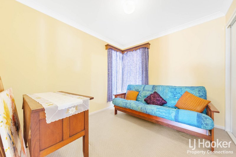 Photo - 18 Vibrant Court, Dakabin QLD 4503 - Image 9