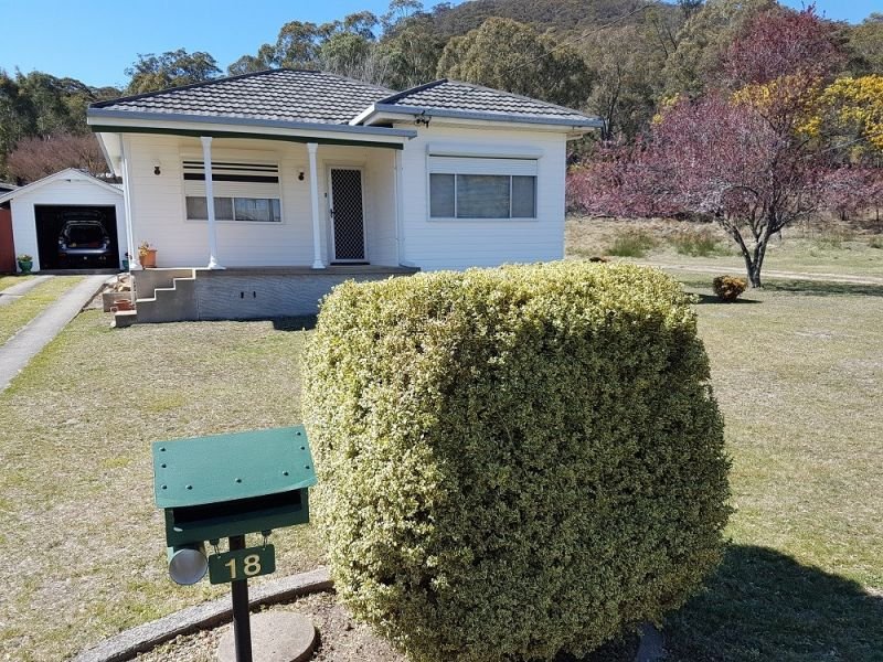 18 Vickers Street, Lithgow NSW 2790