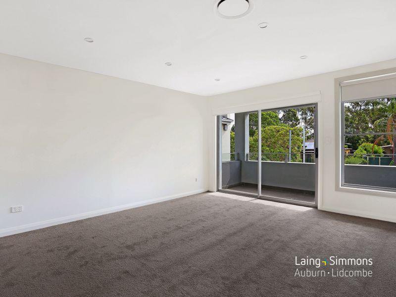 Photo - 18 Victoria Street, Revesby NSW 2212 - Image 4