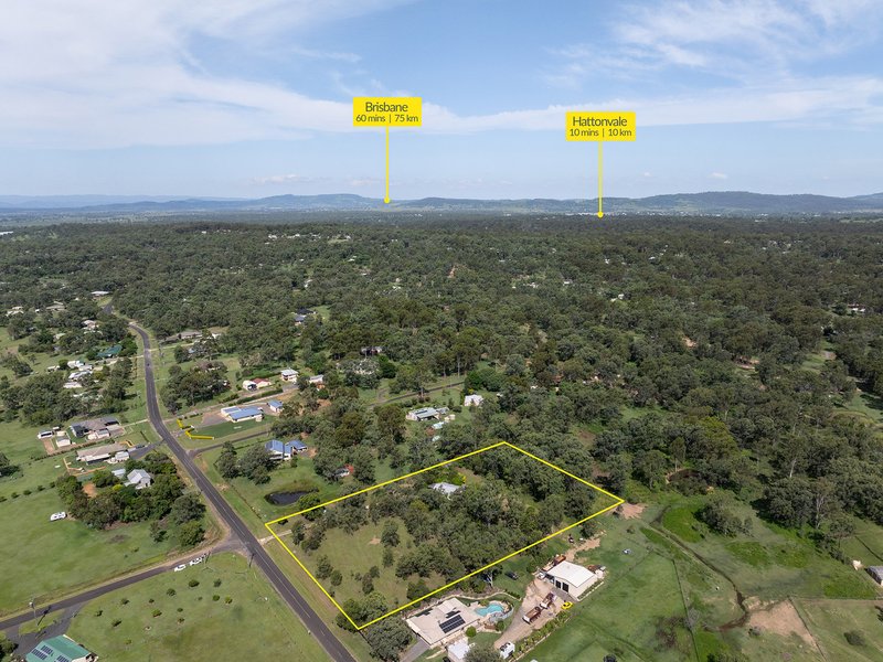 Photo - 18 Wagtail Drive, Regency Downs QLD 4341 - Image 13