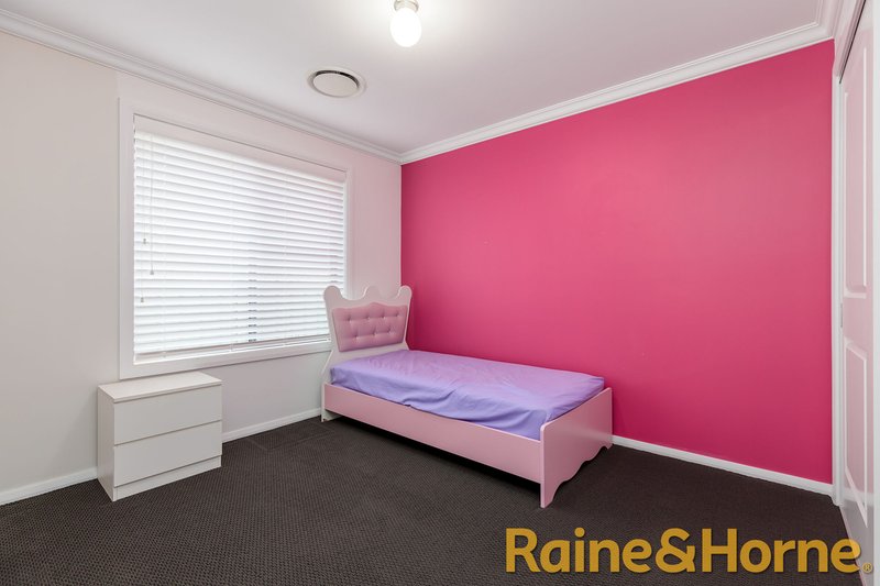 Photo - 18 Waldorf Place, Dubbo NSW 2830 - Image 10