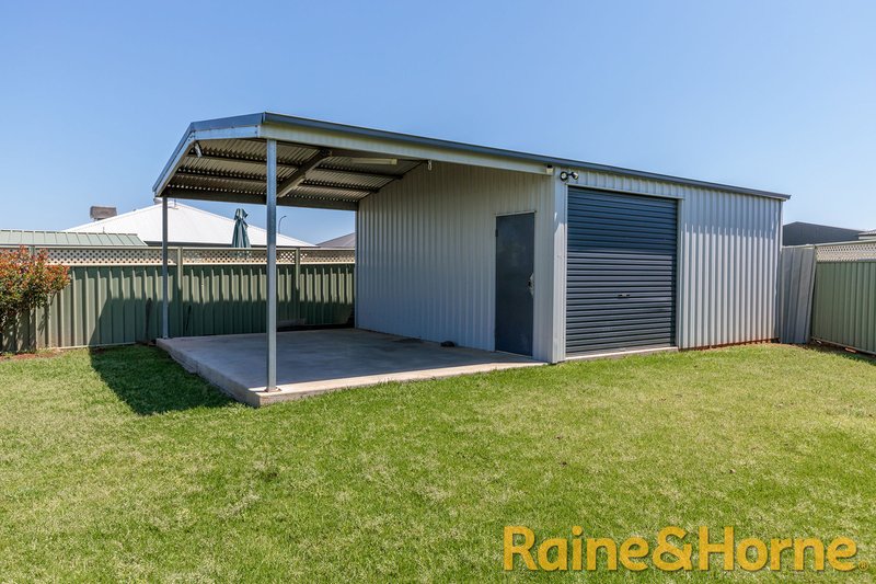 Photo - 18 Waldorf Place, Dubbo NSW 2830 - Image 15