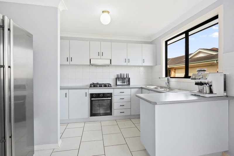 Photo - 1/8 Wallis Close, Flinders NSW 2529 - Image 3