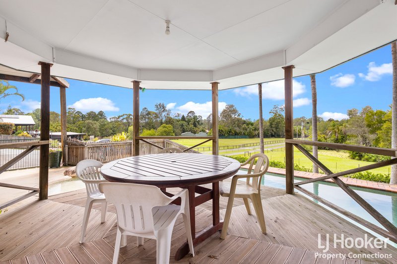 Photo - 18 Walnut Court, Burpengary QLD 4505 - Image 21