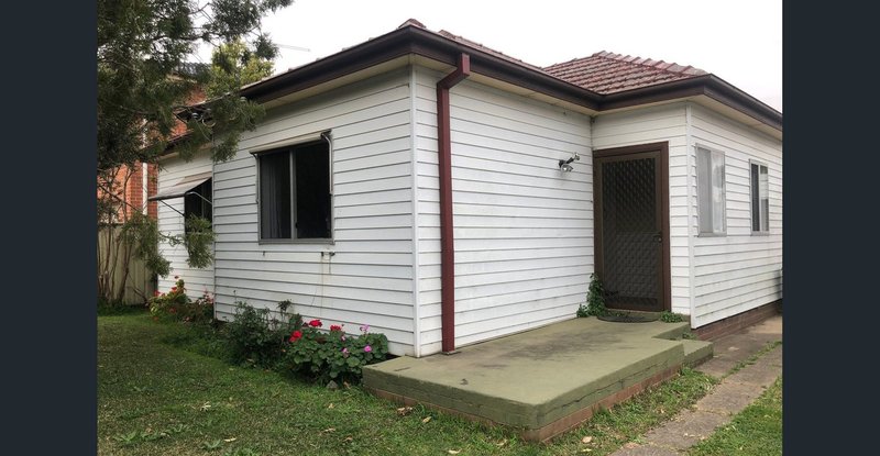 Photo - 18 Wandsworth Street, Parramatta NSW 2150 - Image 1