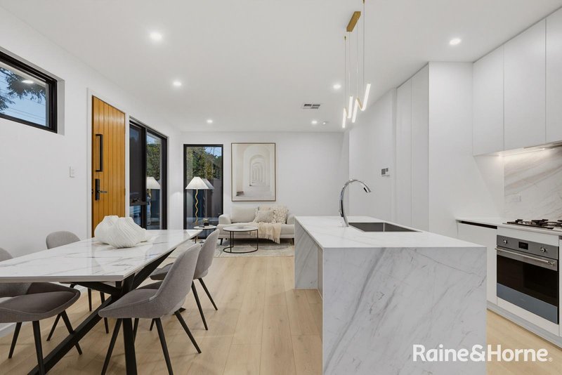 Photo - 18 Warwick Avenue, Kurralta Park SA 5037 - Image 2