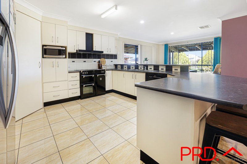 Photo - 18 Warwick Road, Tamworth NSW 2340 - Image 7