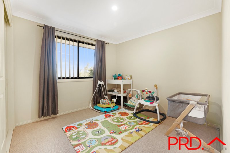 Photo - 18 Warwick Road, Tamworth NSW 2340 - Image 13