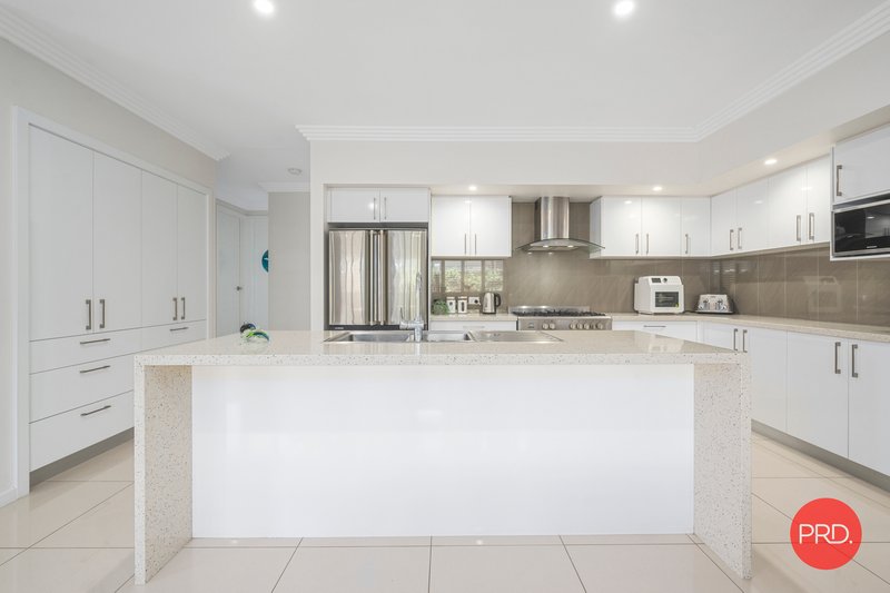 Photo - 18 Watergum Close, Sapphire Beach NSW 2450 - Image 5