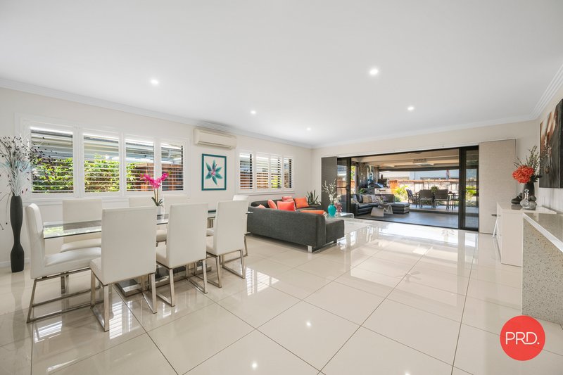 Photo - 18 Watergum Close, Sapphire Beach NSW 2450 - Image 6