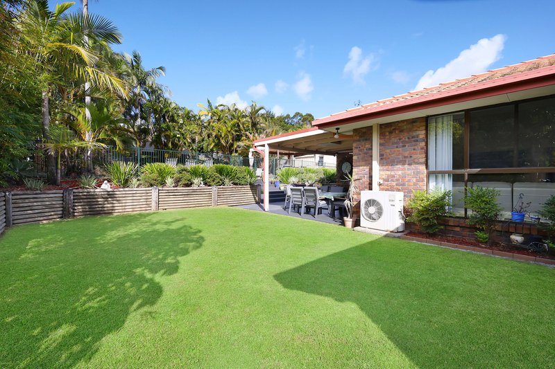 Photo - 18 Watford Crescent, Molendinar QLD 4214 - Image 15