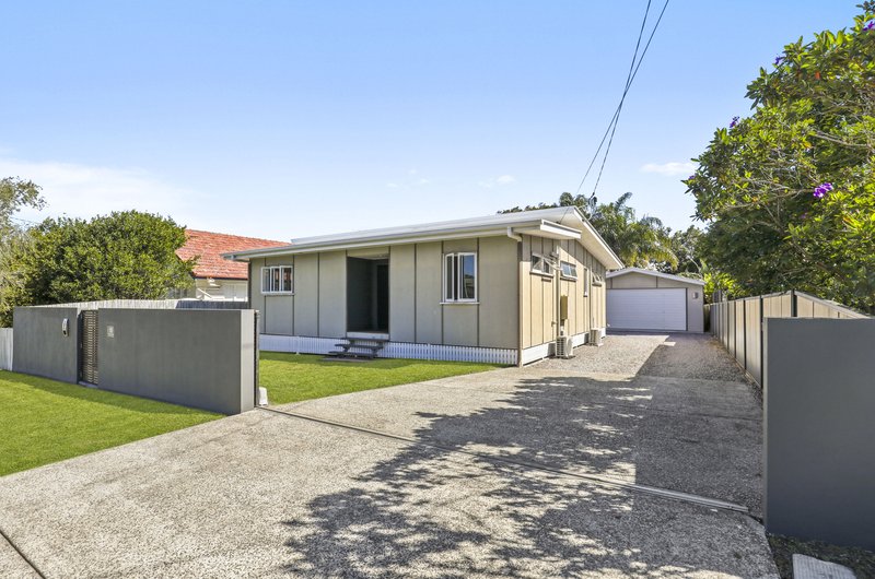 Photo - 18 Watson Street, Clontarf QLD 4019 - Image 1
