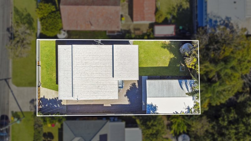 Photo - 18 Watson Street, Clontarf QLD 4019 - Image 2