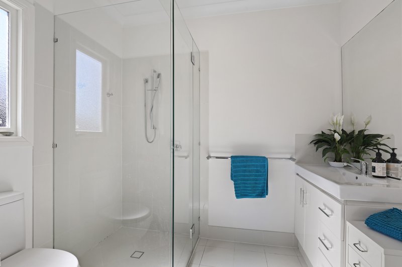 Photo - 18 Watson Street, Clontarf QLD 4019 - Image 9