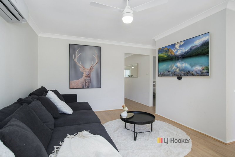 Photo - 18 Waugh Close, Blue Haven NSW 2262 - Image 2