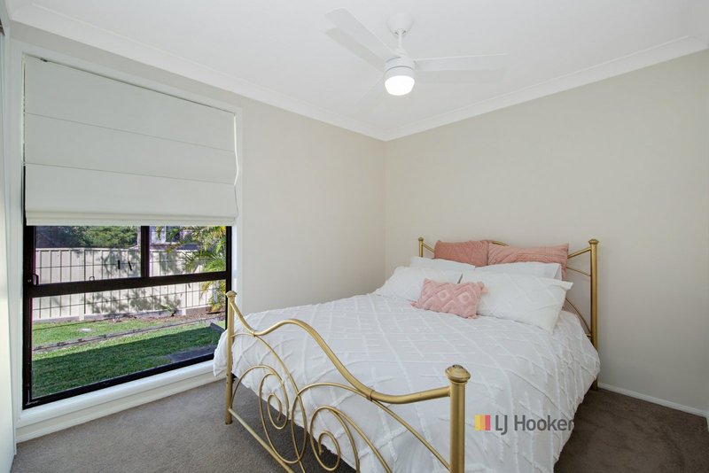 Photo - 18 Waugh Close, Blue Haven NSW 2262 - Image 12