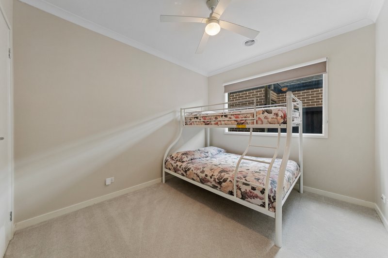 Photo - 18 Weatherby Avenue, Officer VIC 3809 - Image 16