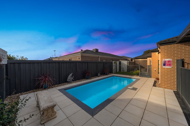Photo - 18 Weatherby Avenue, Officer VIC 3809 - Image 24