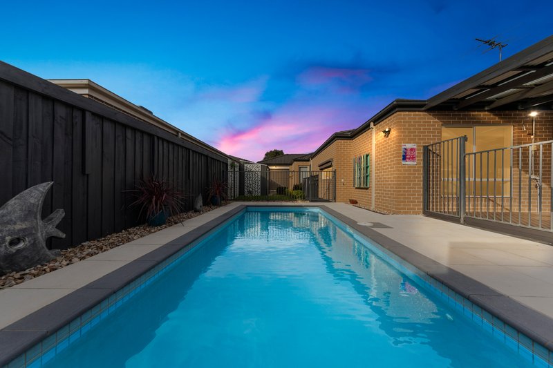 Photo - 18 Weatherby Avenue, Officer VIC 3809 - Image 25